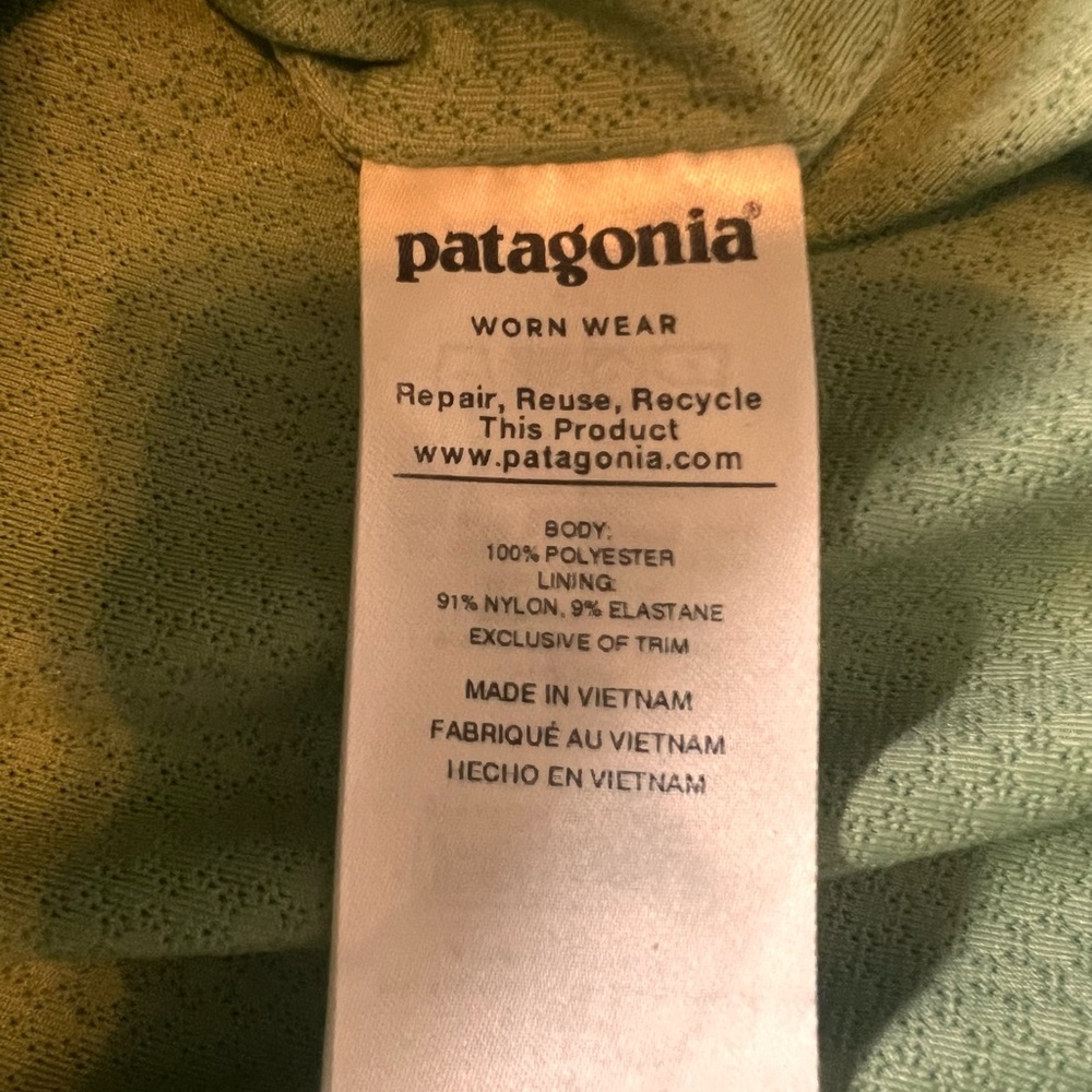 Patagonia Lightweight Green Jacket - Picture 6 of 7